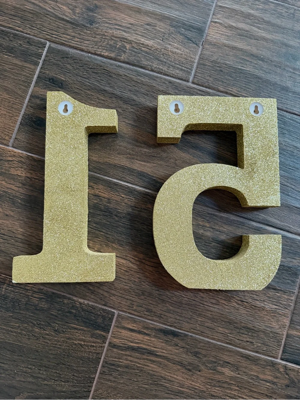 No brand large gold